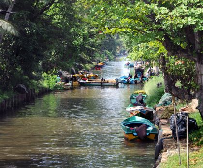 negombo-dutch-canal_orig